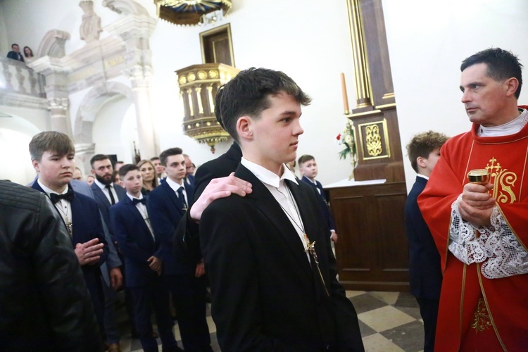 Bierzmowanie w Bobowej