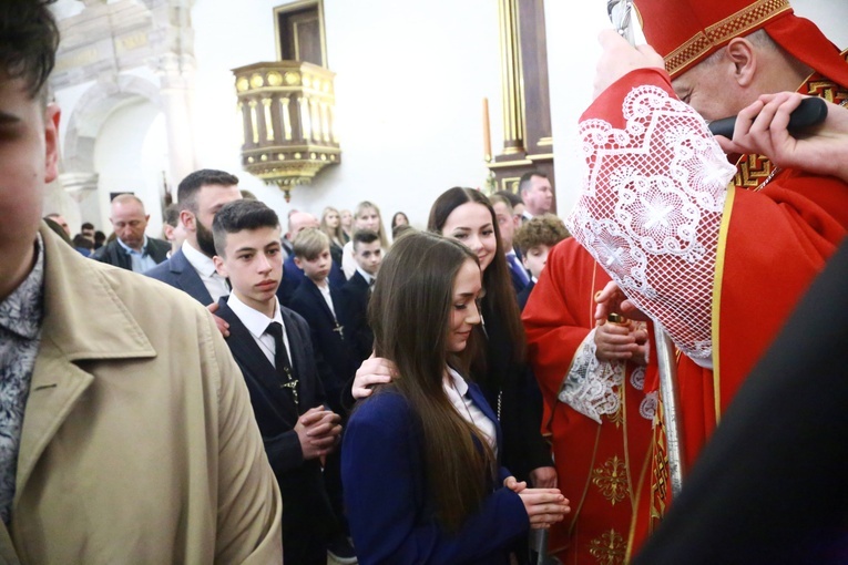 Bierzmowanie w Bobowej