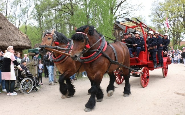 Majowy piknik w radomskim skansenie