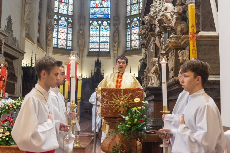 Katedra. Błogosławieństwo nowych ministrantów