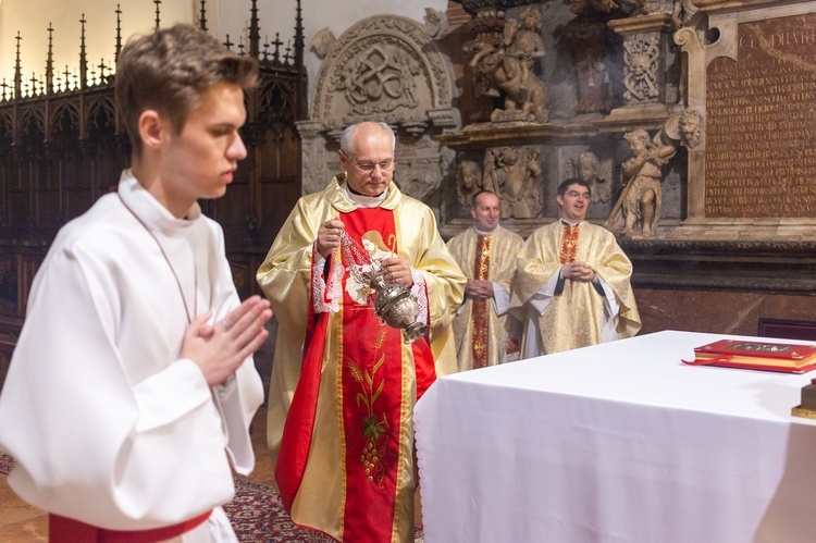 Katedra. Błogosławieństwo nowych ministrantów