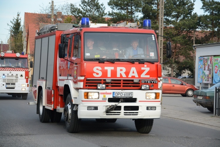 Gminny Dzień Strażaka w Magnuszowicach i Graczach