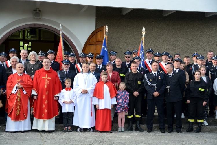 Gminny Dzień Strażaka w Magnuszowicach i Graczach