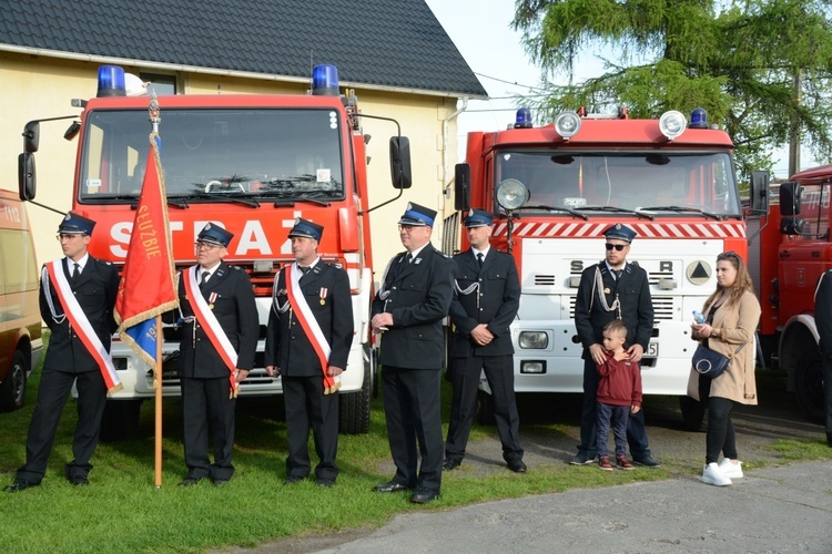 Gminny Dzień Strażaka w Magnuszowicach i Graczach