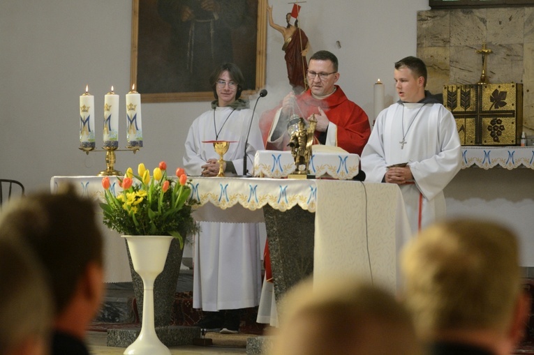 Gminny Dzień Strażaka w Magnuszowicach i Graczach