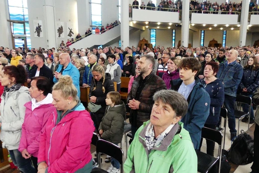 Msza św. na zakończenie pieszej pielgrzymki w sanktuarium Bożego Miłosierdzia - 2023