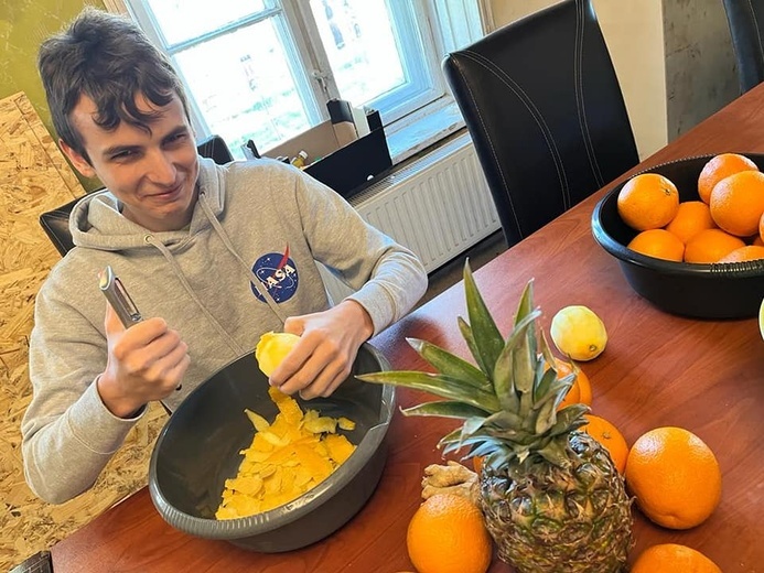 Przygotowanie konfitur pomarańczowych