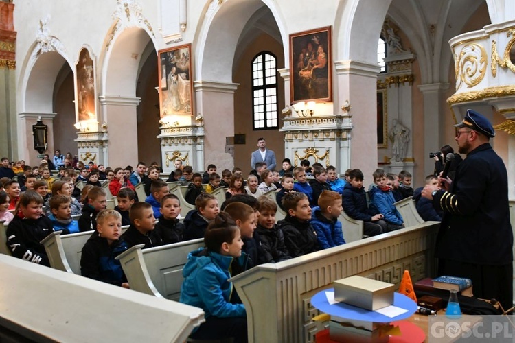 Trwa Pielgrzymka Służby Liturgicznej do Paradyża