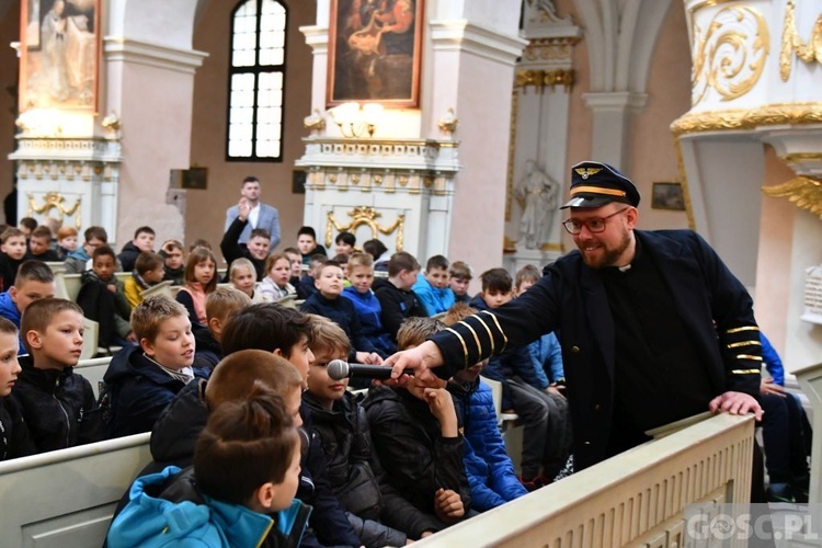 Trwa Pielgrzymka Służby Liturgicznej do Paradyża