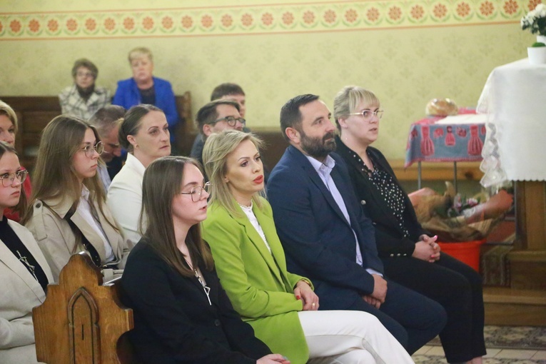 Bierzmowanie w Cikowicach