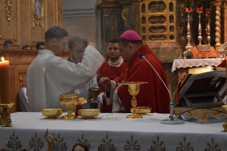 Ministranci z całej diecezji przyjechali dziś na pielgrzymkę do Paradyża