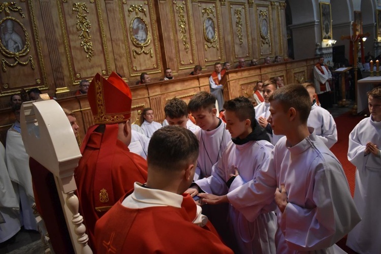 Ministranci z całej diecezji przyjechali dziś na pielgrzymkę do Paradyża