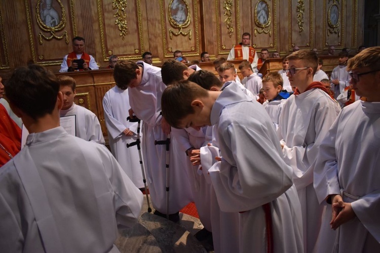 Ministranci z całej diecezji przyjechali dziś na pielgrzymkę do Paradyża