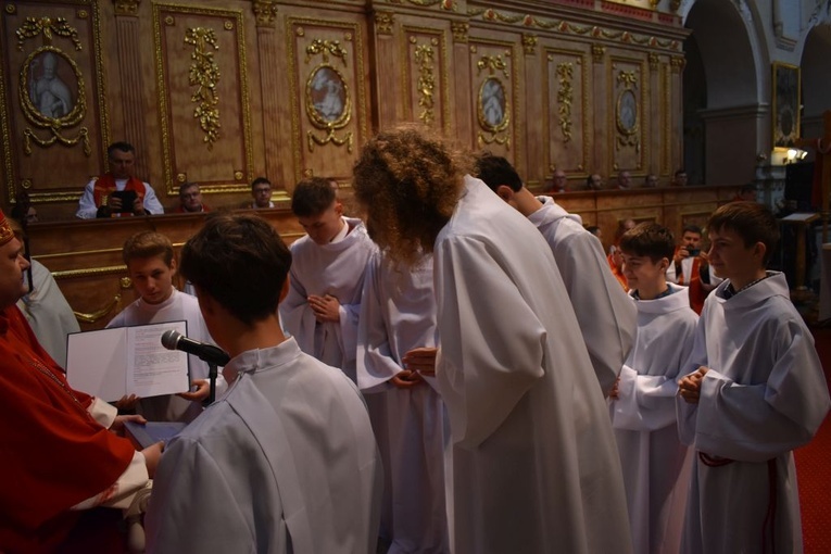 Ministranci z całej diecezji przyjechali dziś na pielgrzymkę do Paradyża