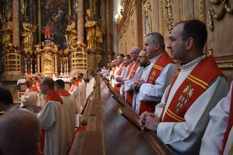Ministranci z całej diecezji przyjechali dziś na pielgrzymkę do Paradyża