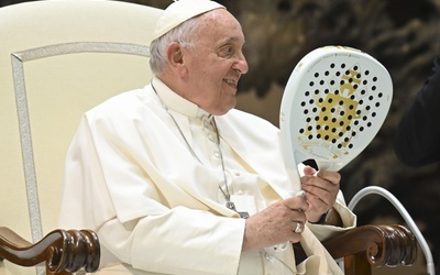 Papież do tenisistów i padelistów: łączcie w życiu ryzyko i rozwagę
