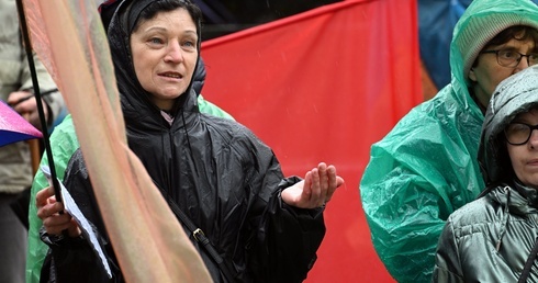 Zmoknąć, zmarznąć, uwielbić. Niezwykłe spotkanie nad jeziorem w Wałczu
