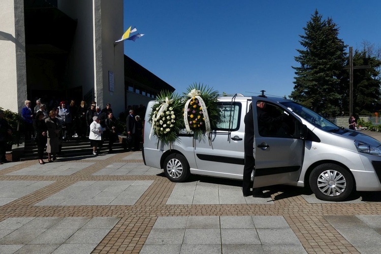 Pogrzeb śp. ks. Władysława Penkali SMA u św. Stanisława w Andrychowie