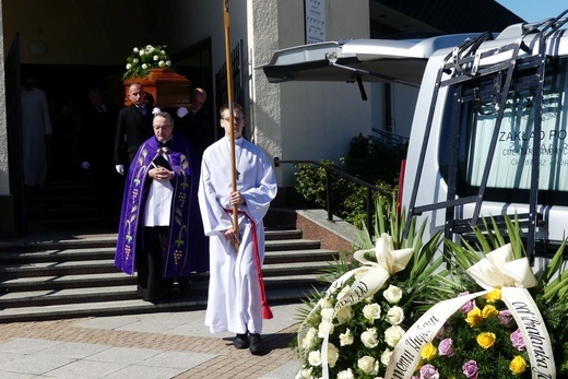 Pogrzeb śp. ks. Władysława Penkali SMA u św. Stanisława w Andrychowie