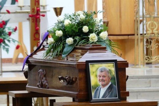 Pogrzeb śp. ks. Władysława Penkali SMA u św. Stanisława w Andrychowie