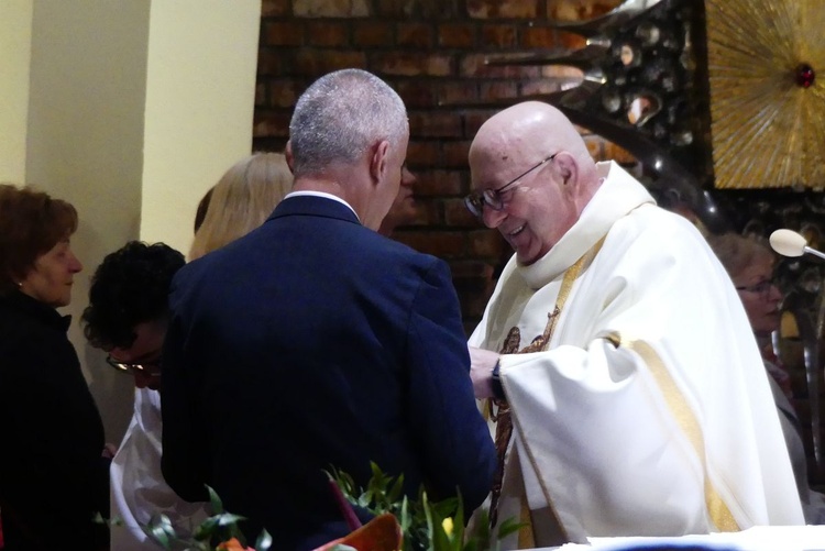 Potrójny jubileusz w parafii Jezusa Chrystusa Odkupiciela Człowieka na os. Karpackim w Bielsku-Białej