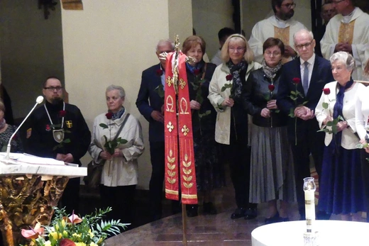 Potrójny jubileusz w parafii Jezusa Chrystusa Odkupiciela Człowieka na os. Karpackim w Bielsku-Białej
