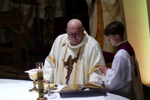 Potrójny jubileusz w parafii Jezusa Chrystusa Odkupiciela Człowieka na os. Karpackim w Bielsku-Białej