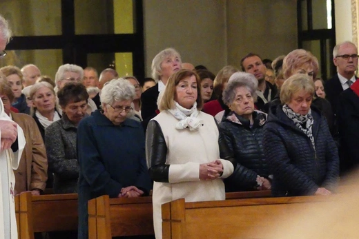 Potrójny jubileusz w parafii Jezusa Chrystusa Odkupiciela Człowieka na os. Karpackim w Bielsku-Białej