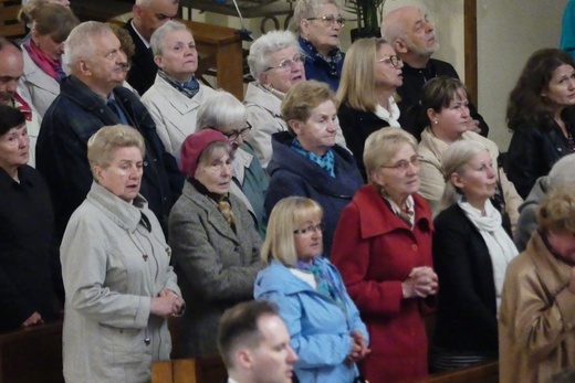 Potrójny jubileusz w parafii Jezusa Chrystusa Odkupiciela Człowieka na os. Karpackim w Bielsku-Białej