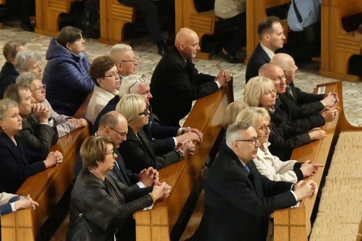 Potrójny jubileusz w parafii Jezusa Chrystusa Odkupiciela Człowieka na os. Karpackim w Bielsku-Białej