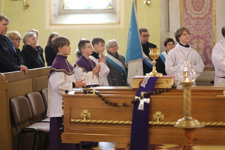 Ostatnie pożegnanie śp. ks. Mariana Kubeckiego w Dębowcu