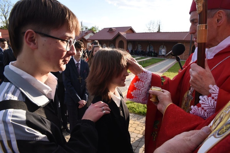 Bierzmowanie w Szczepanowie