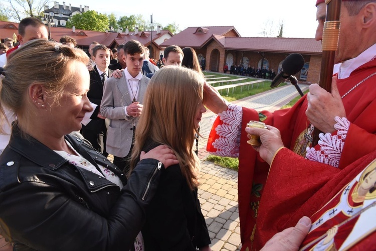 Bierzmowanie w Szczepanowie