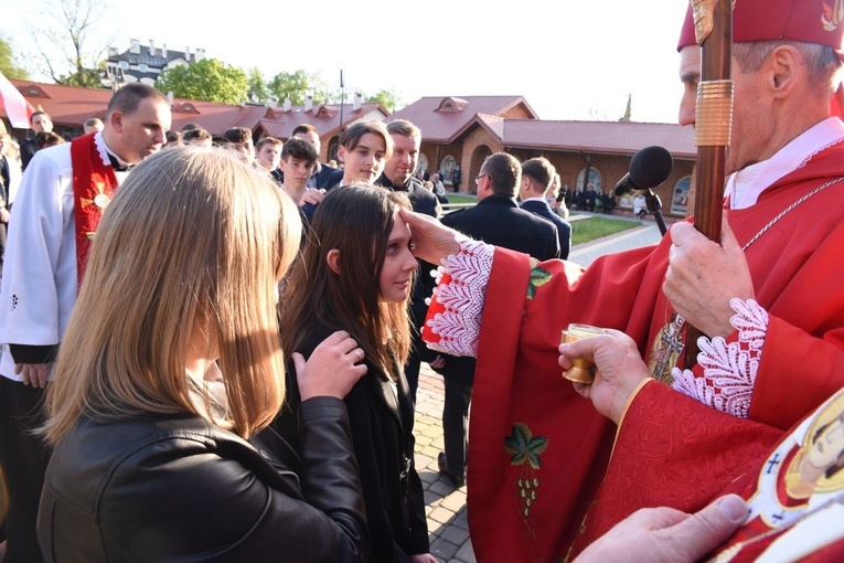 Bierzmowanie w Szczepanowie