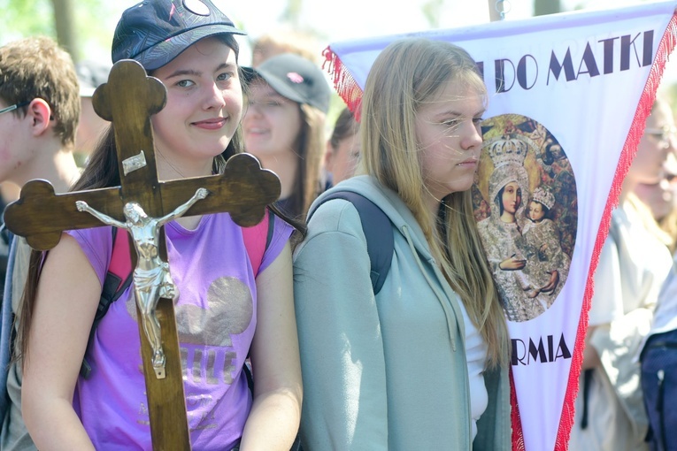 Pielgrzymka ósmoklasistów do Gietrzwałdu