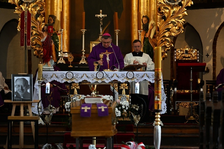 Pogrzeb śp. ks. Mariana Wojnickiego