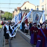 Modlitwa za Gorzów Wlkp. z różańcem w ręku