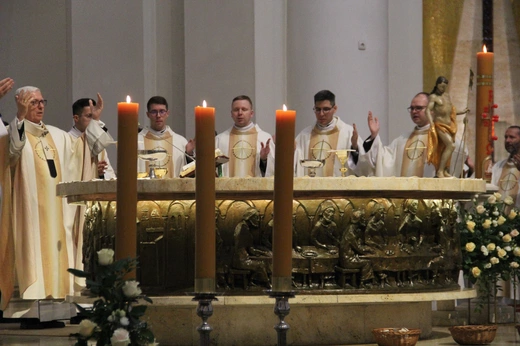 Święcenia kapłańskie w Katowicach