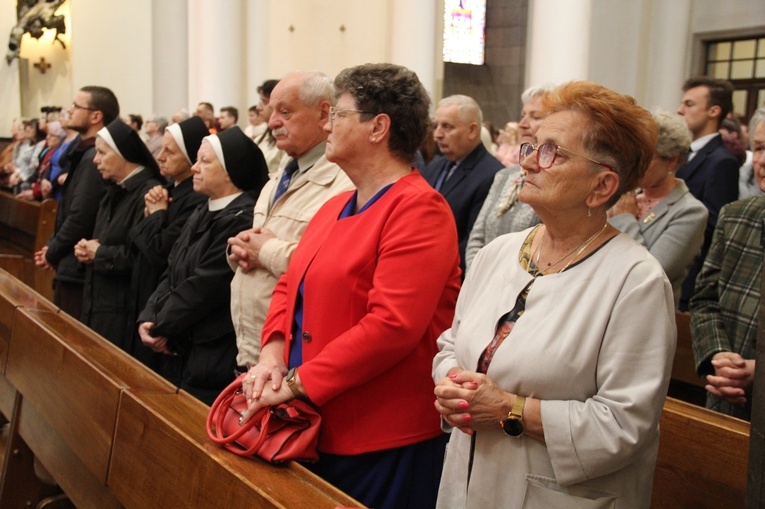 Święcenia kapłańskie w Katowicach