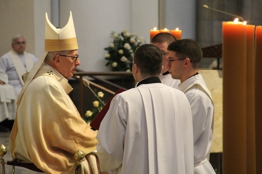 Święcenia kapłańskie w Katowicach