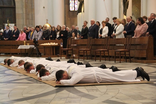 Święcenia kapłańskie w Katowicach