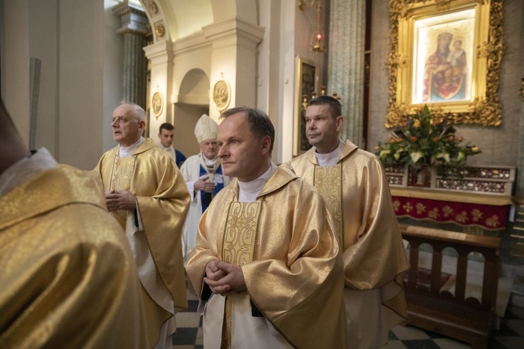 Święcenia diakonatu