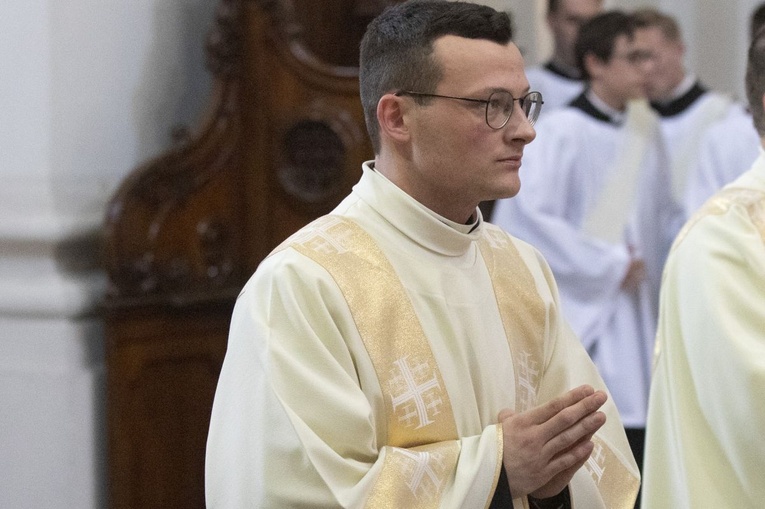 Święcenia diakonatu