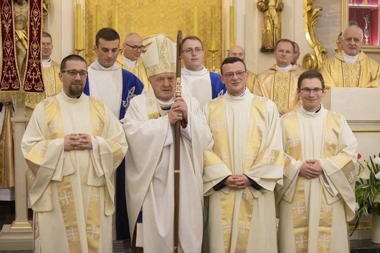 Święcenia diakonatu