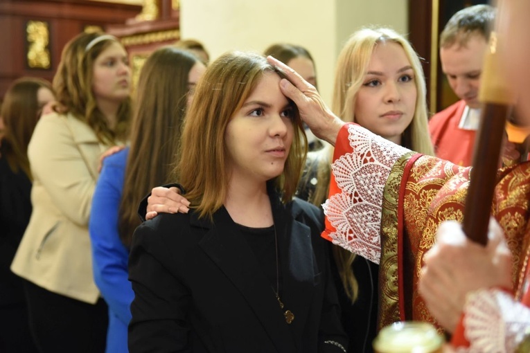 Bierzmowanie u św. Elżbiety w Starym Sączu