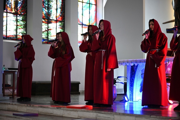 Spektakl muzyczny w Ustroniu Morskim