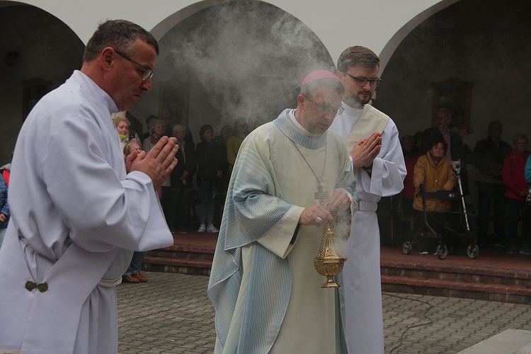 Pielgrzymka rodzin do sanktuarium w Zlatych Horach