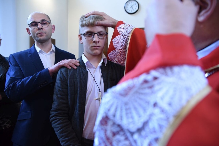 Bierzmowanie niesłyszących i słabosłyszących
