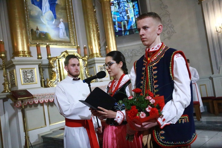 Bierzmowanie w Podegrodziu