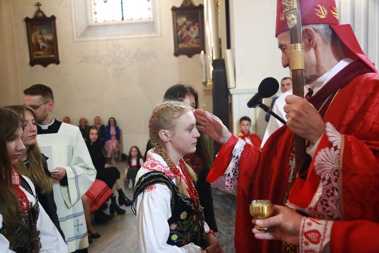 Bierzmowanie w Podegrodziu